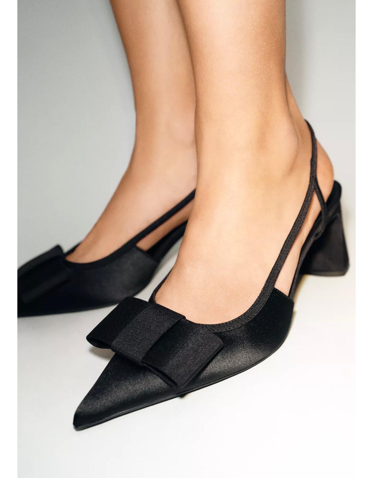 Sandale bloc noir à noeud Zara