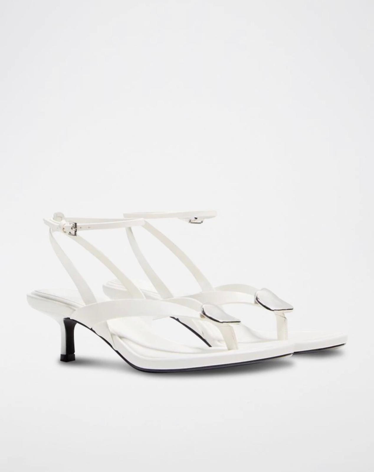 Sandale blanche Bershka