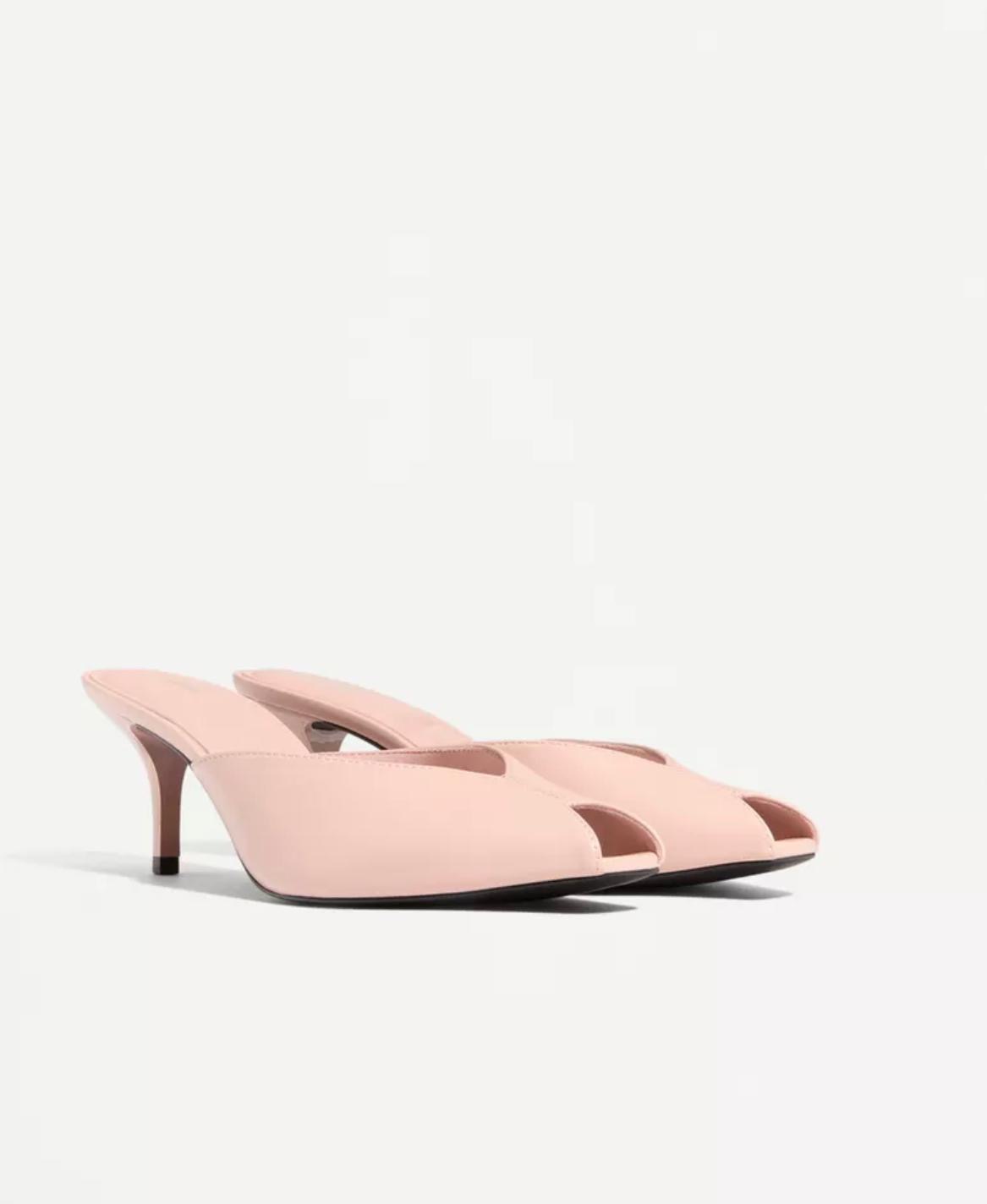 Mule rose Lefties