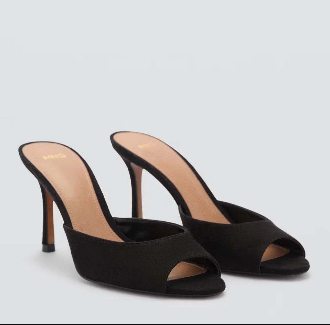 Mule noire Mango