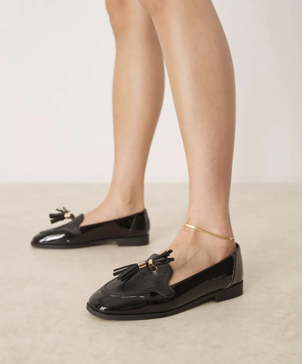 Mocassin vernie ponpons A