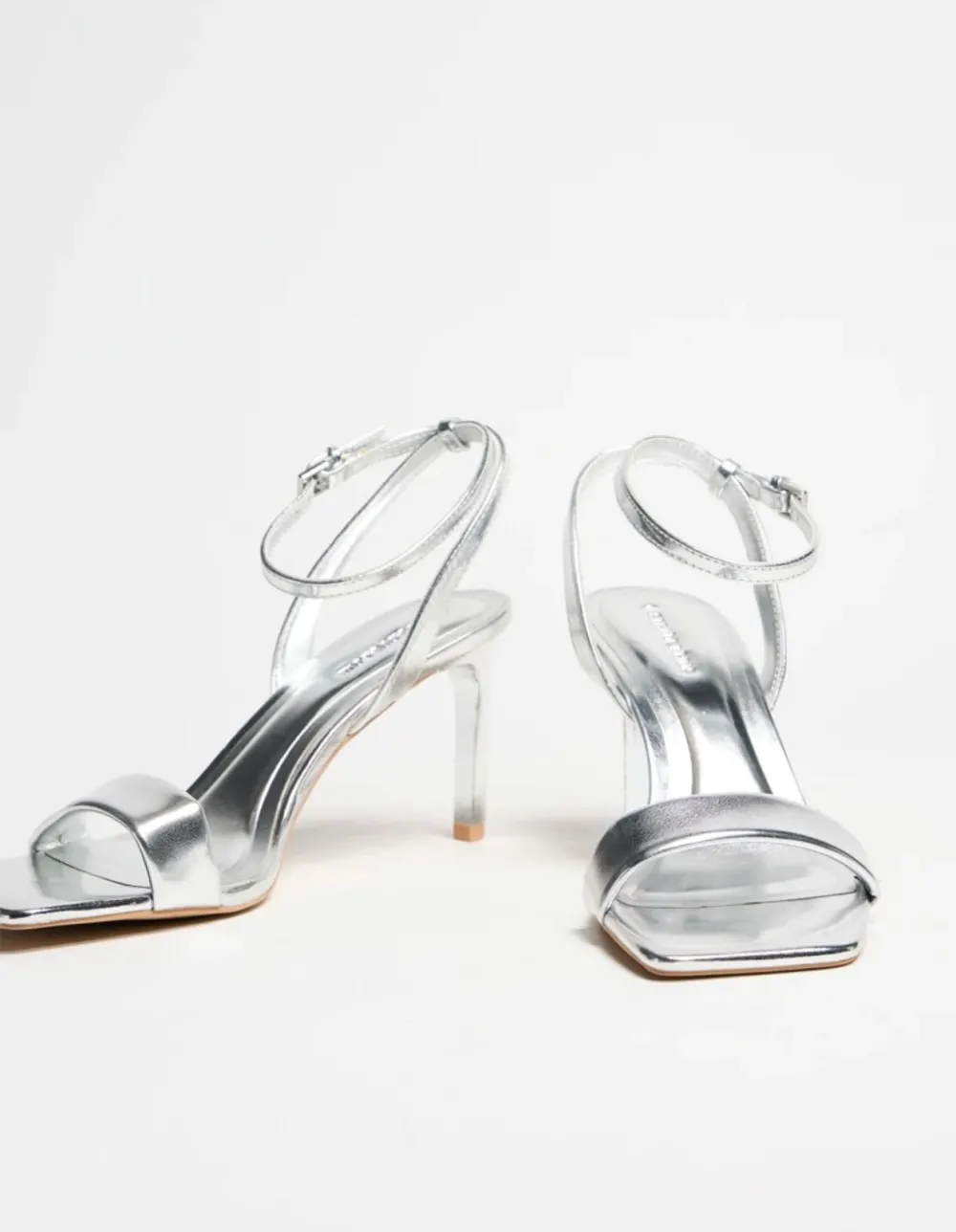 Sandale grise Stradivarius