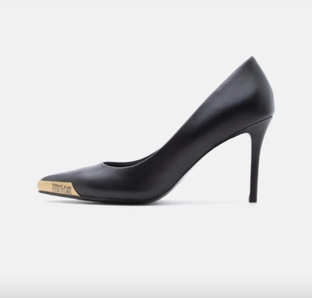 Escarpin noire or jeans couture Versace