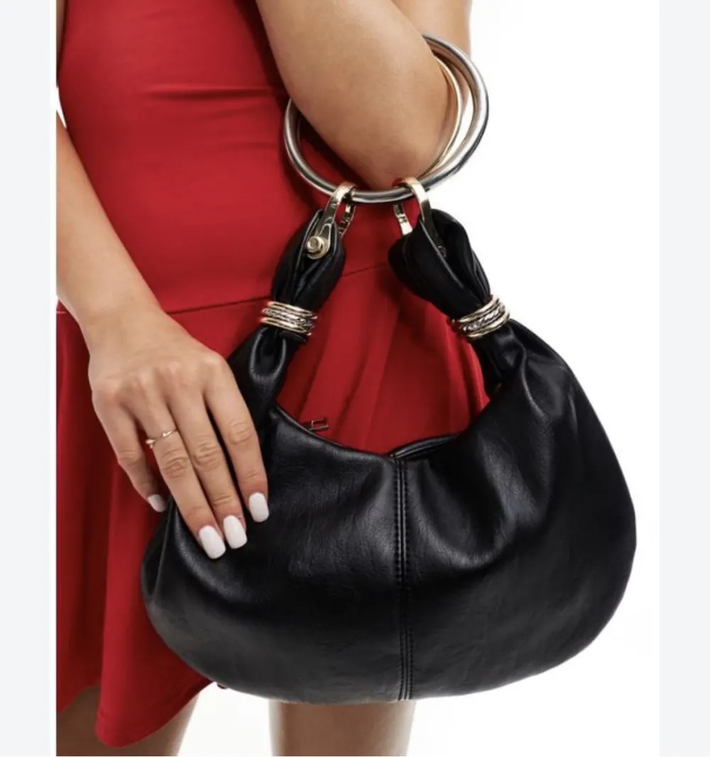 Sac noir or argentée ASOS
