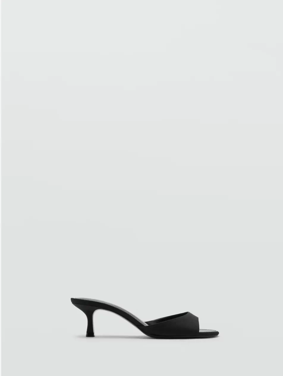 Mule noire Mango