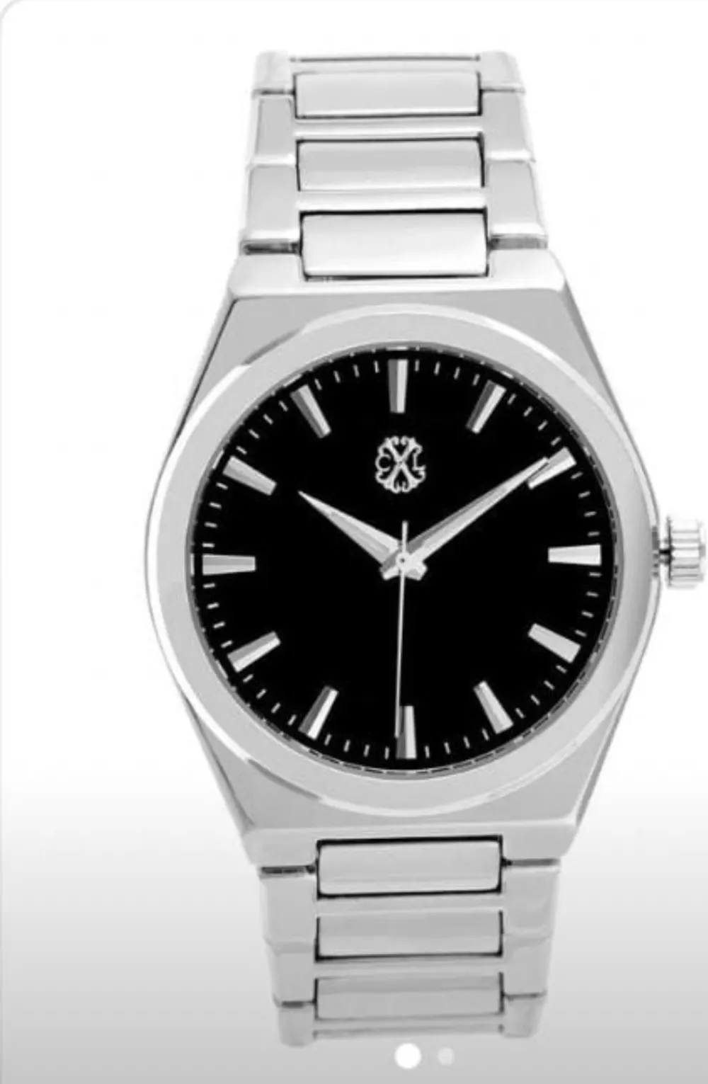 Christian Lacroix montre argentée fond noir - 2