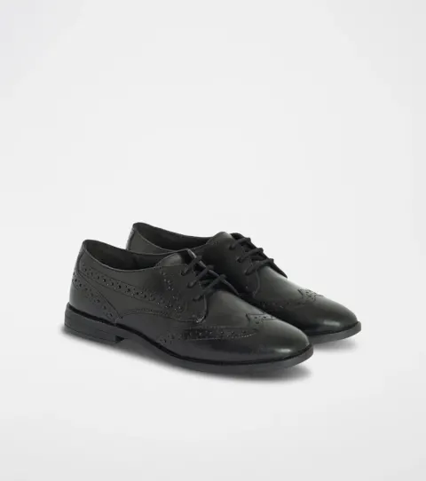 Derby noir cool club