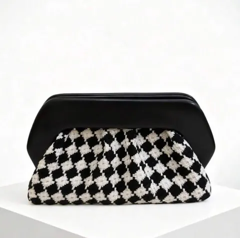 Sac bois damier noir et blanc