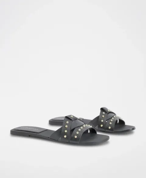 Mule plate noire Bohoo