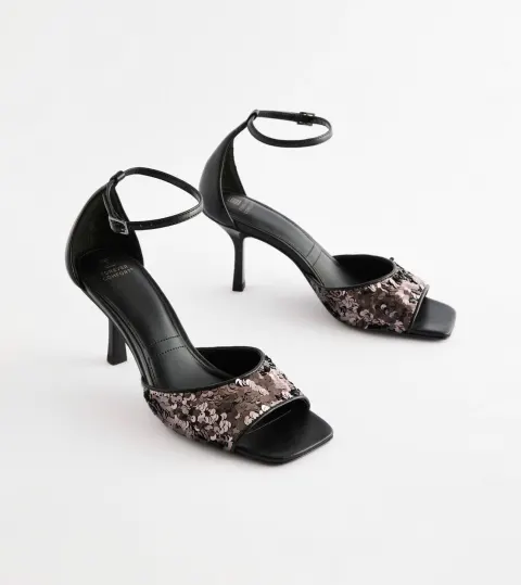 Sandale noire à sequins Next