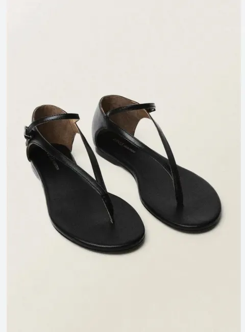 Sandale noire Mango