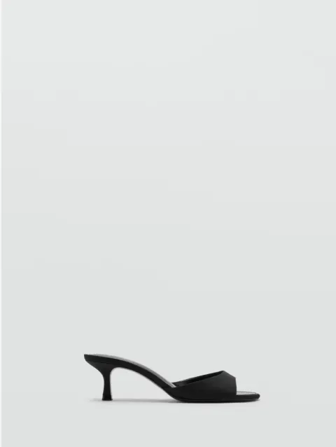 Mule noire Mango